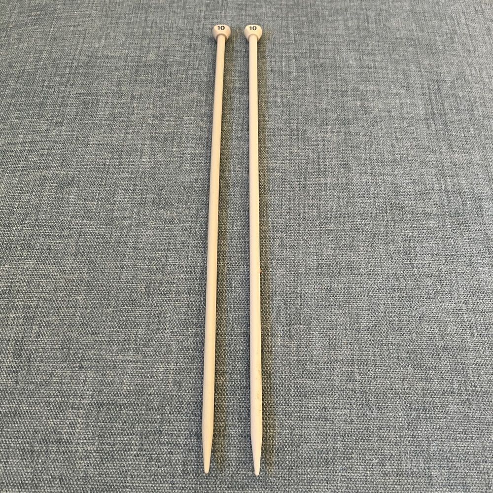 Knitting Needles, Size 10